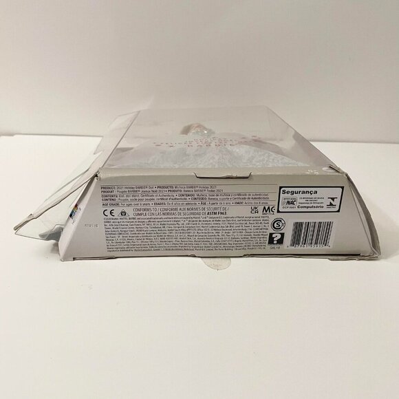Mattel Barbie Signature 2021 Holiday Collector Doll Blonde Hair Damaged Box - Picture 5 of 16